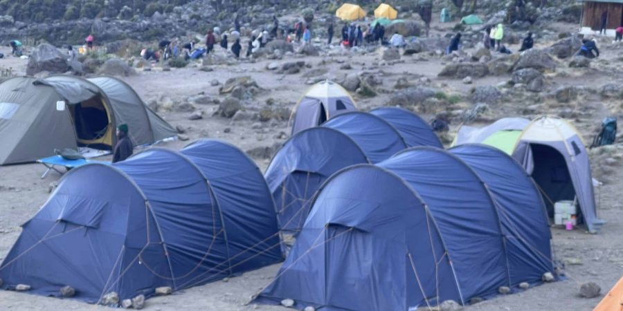 Big Standing Mount Tents